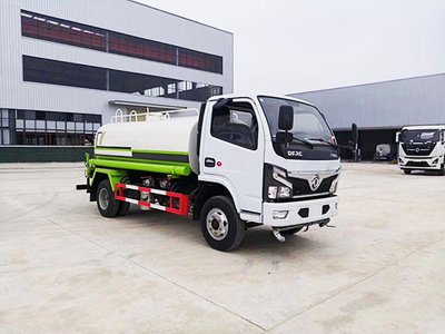 國(guó)六東風(fēng)5噸灑水車(chē)